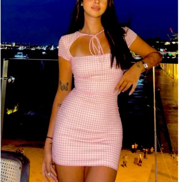 New Zara Pink Gingham Mini Dress - www.disolcolor.com New Zara Pink Gingham Mini Dress - www.disolcolor.com